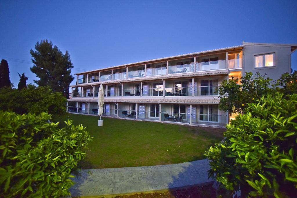 גאוביה Palapart Gikas Suites And Studios מראה חיצוני תמונה