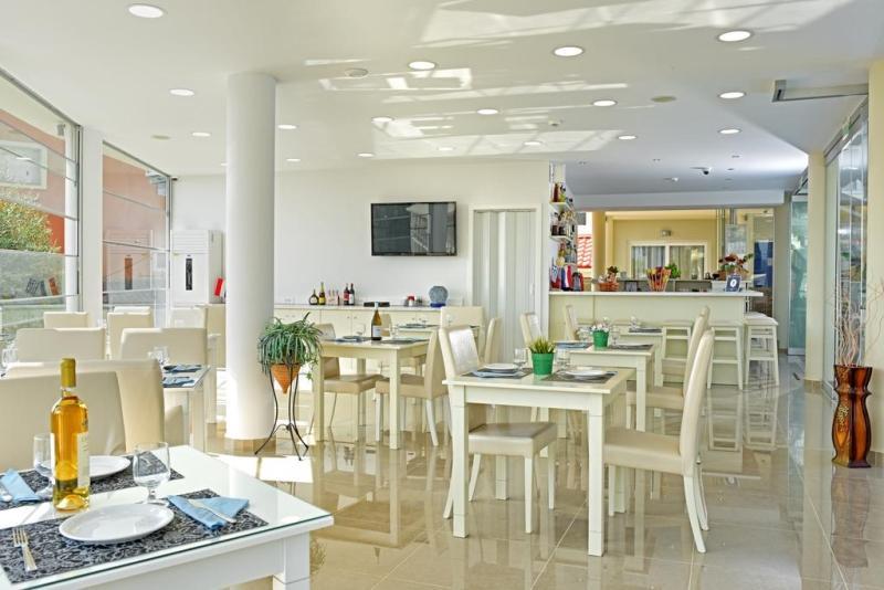 גאוביה Palapart Gikas Suites And Studios מראה חיצוני תמונה